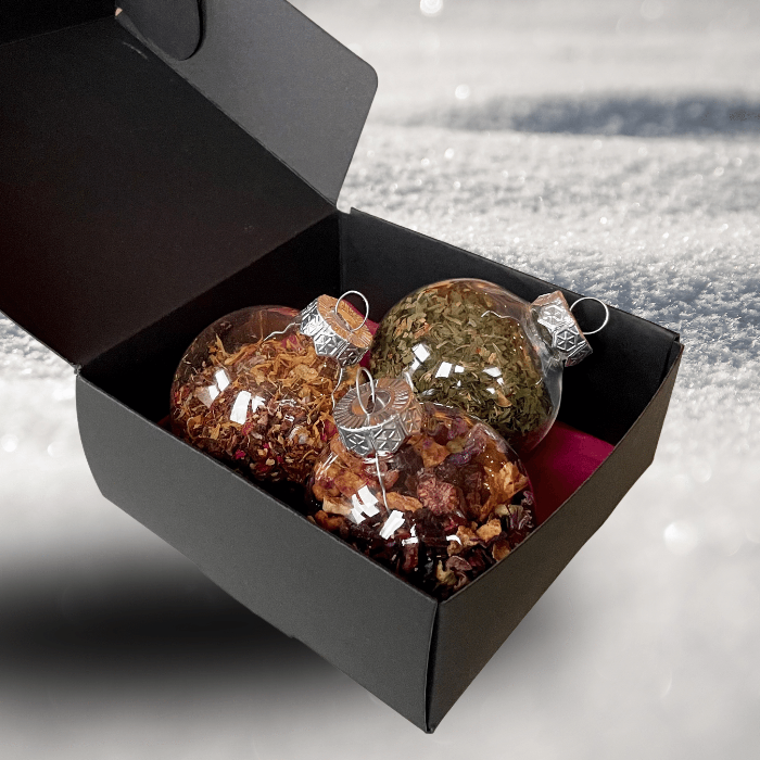 Tea-Filled Christmas Baubles To Decorate Your Tree | MDTEA